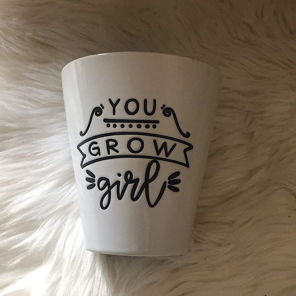 NWOT You Grow Girl Planter Pot